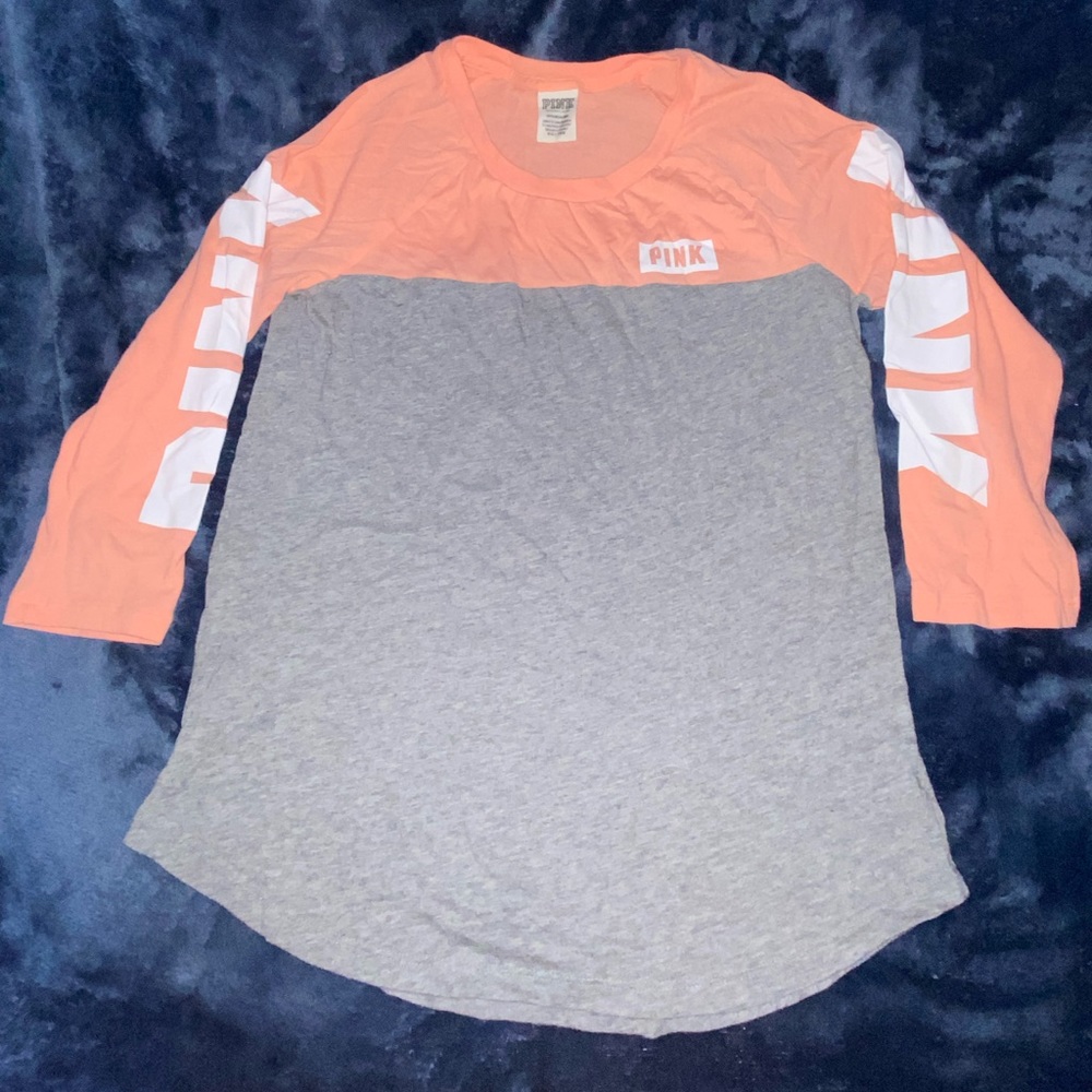 Women VS shirt